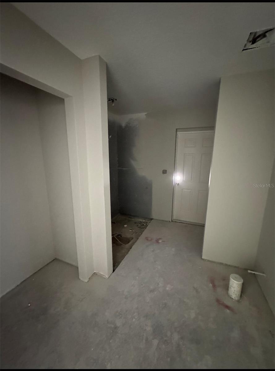 Image 11 of 15 For 22881 Mineola Lane