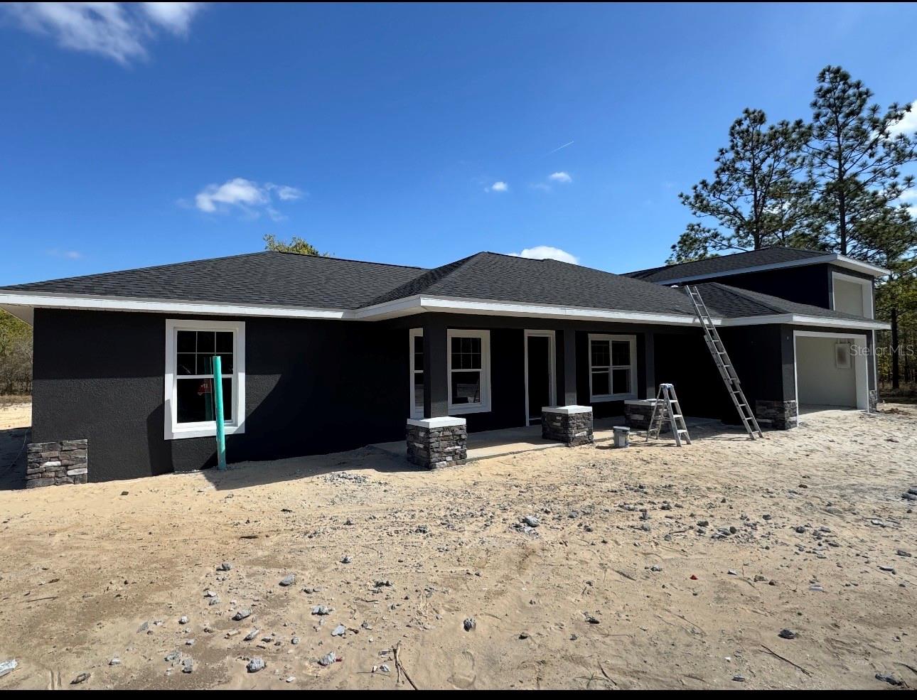 Image 4 of 15 For 22881 Mineola Lane