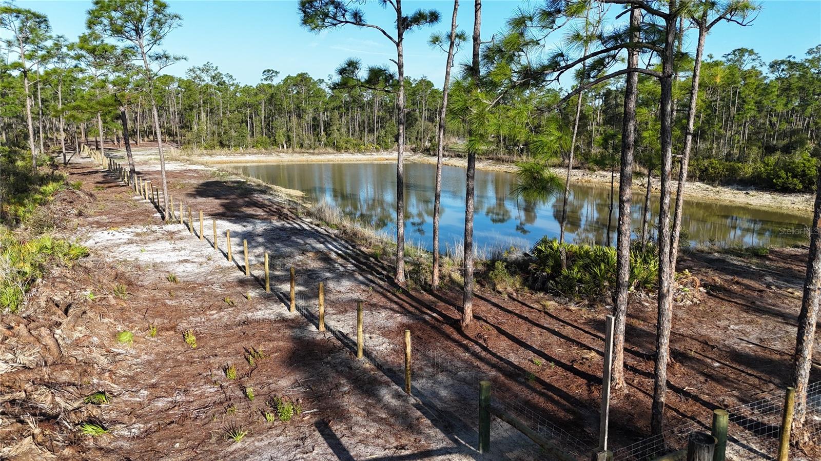 Image 12 of 34 For 14350 Burnt Store Road