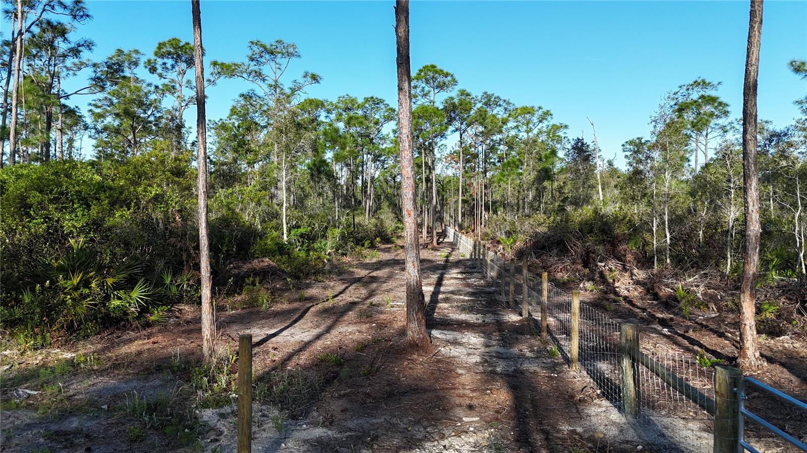 Image 7 of 34 For 14350 Burnt Store Road