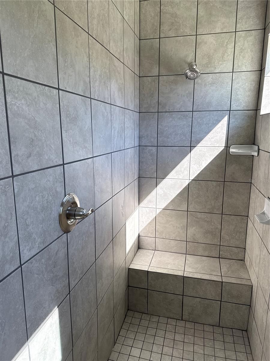 Image 9 of 16 For 4698 Addley Avenue