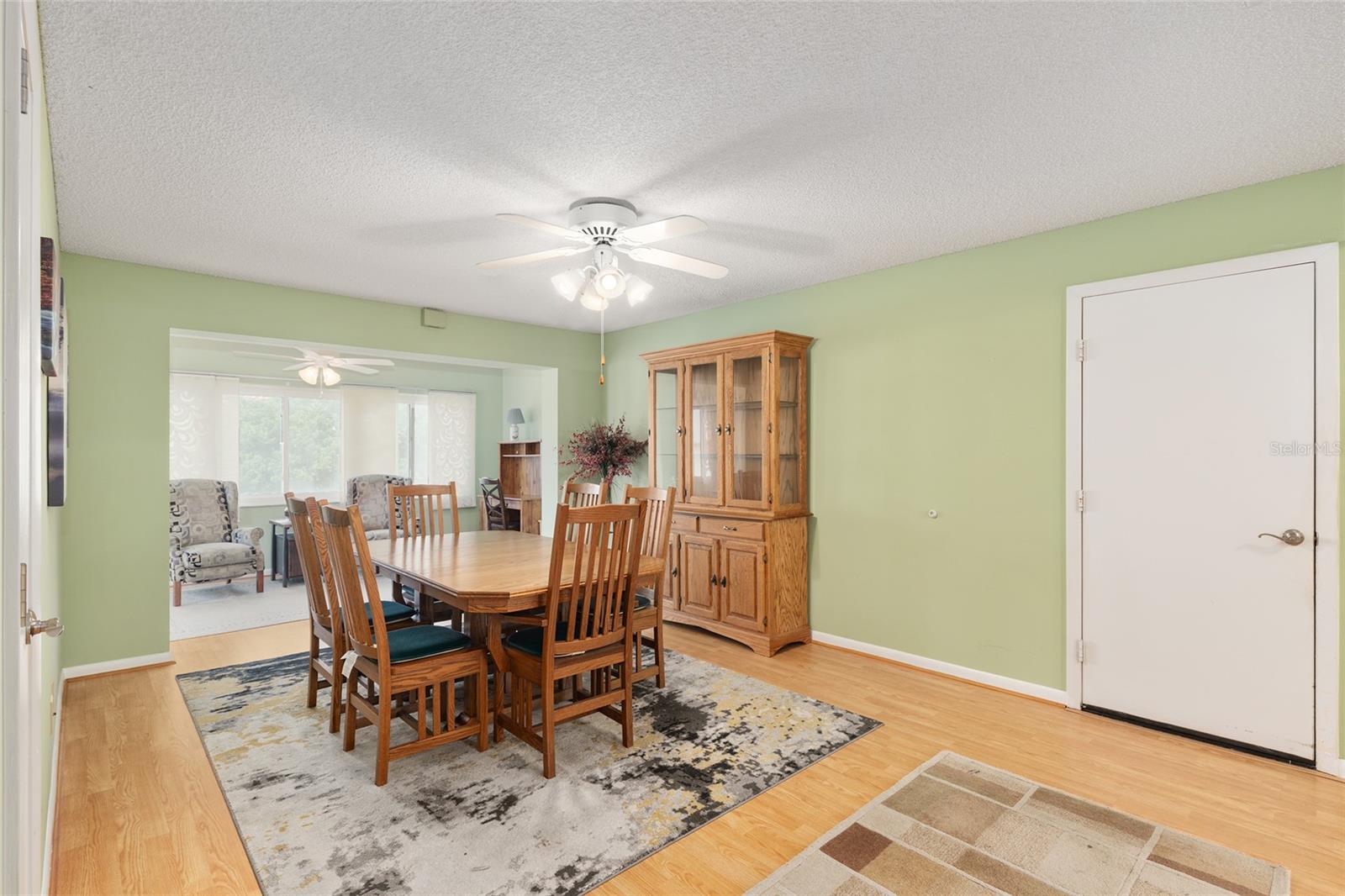 Image 16 of 52 For 8841 91st Street B