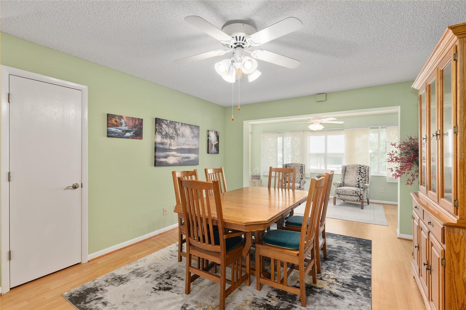 Image 17 of 52 For 8841 91st Street B