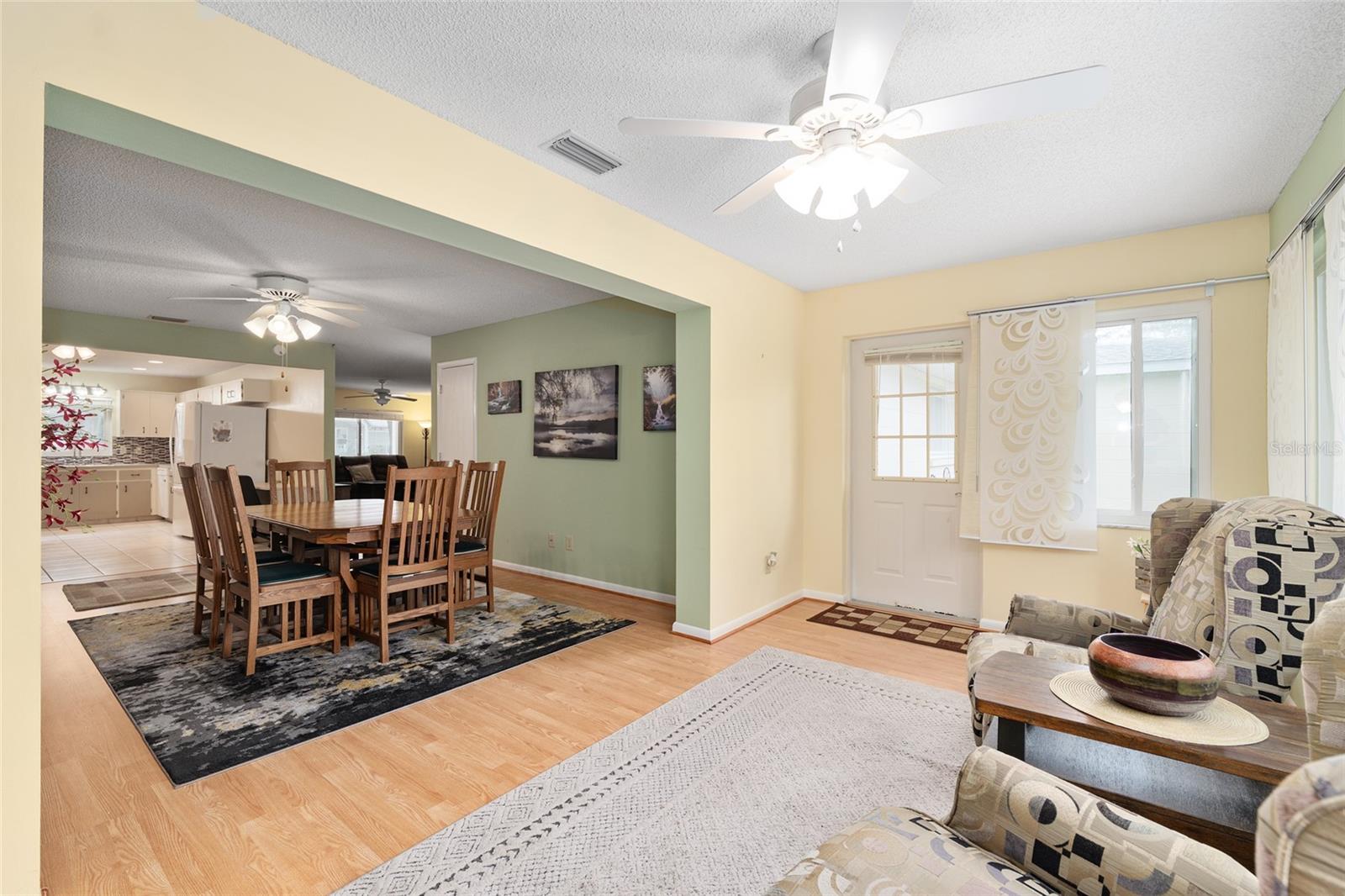 Image 21 of 52 For 8841 91st Street B
