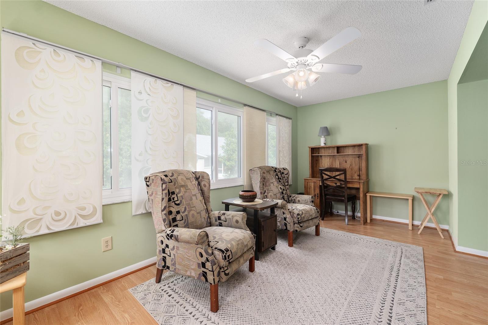 Image 22 of 52 For 8841 91st Street B