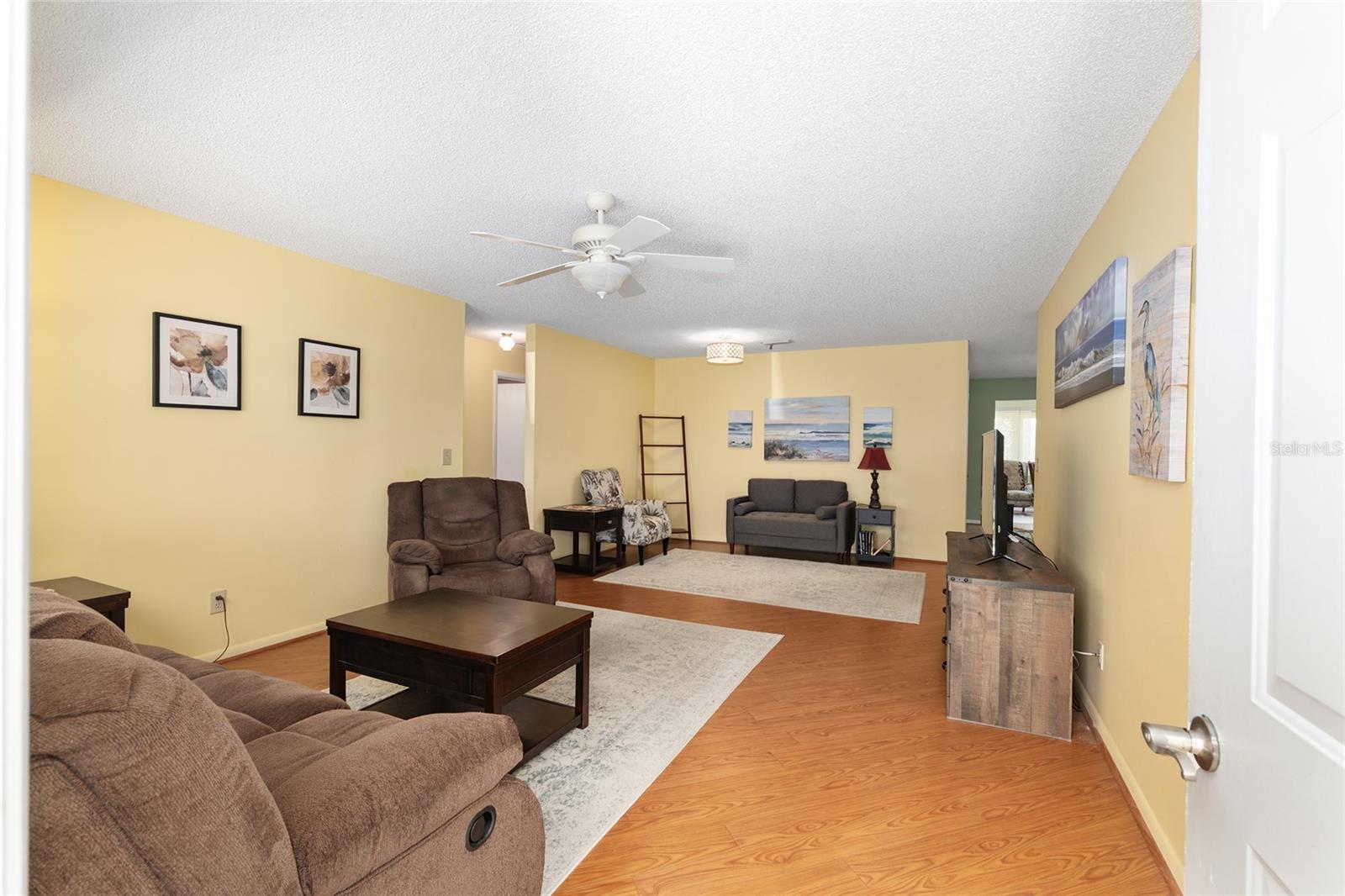 Image 8 of 52 For 8841 91st Street B