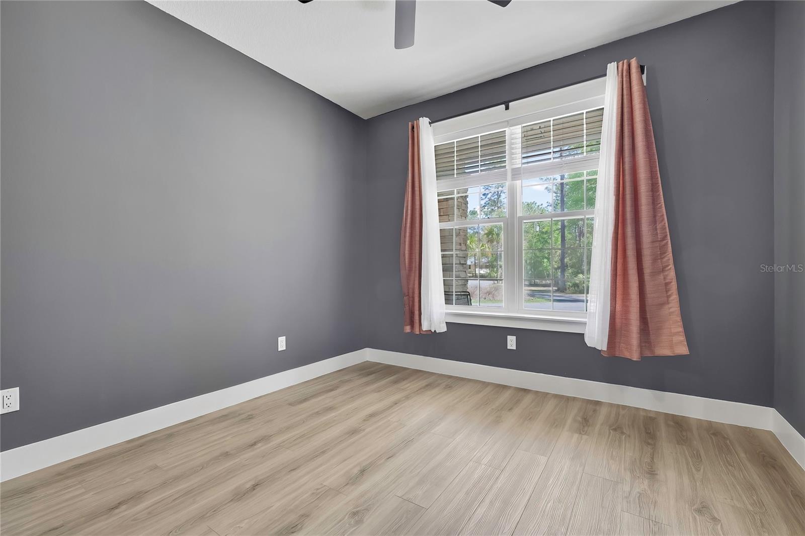 Listing photo id 40 for 3991 Buckhorn Drive