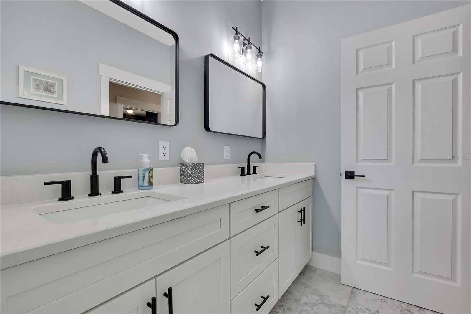 Listing photo id 44 for 3991 Buckhorn Drive