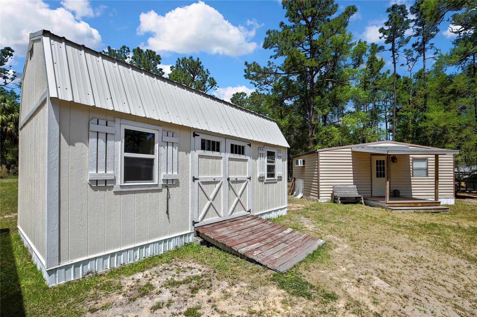 Listing photo id 61 for 3991 Buckhorn Drive