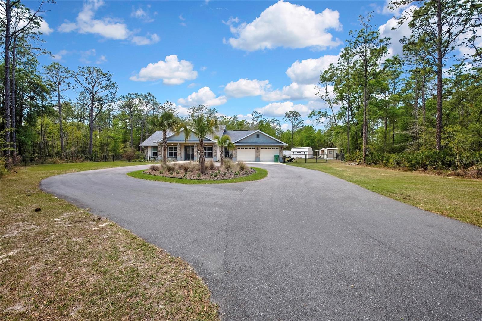 Listing photo id 71 for 3991 Buckhorn Drive