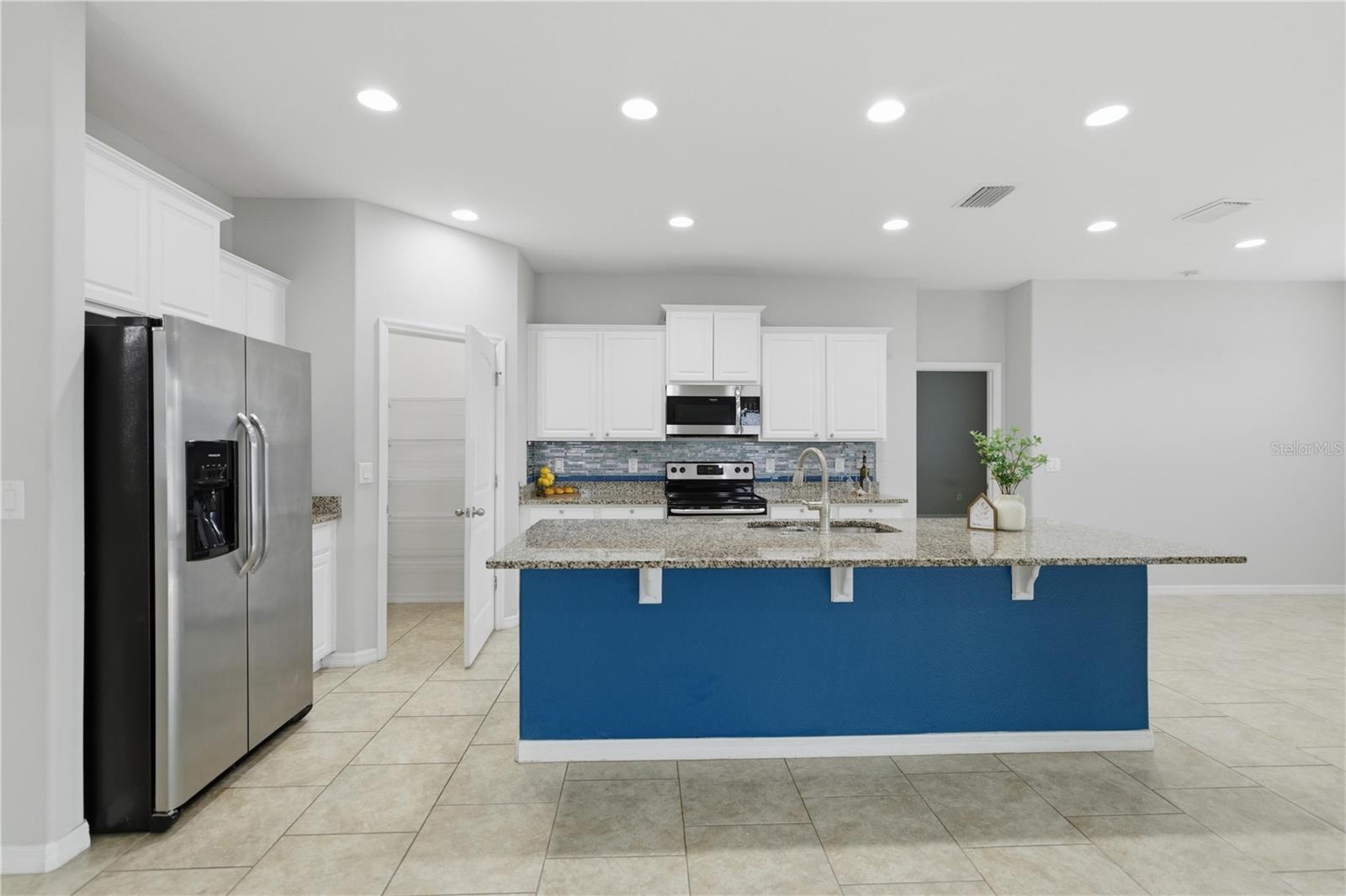 Image 10 of 41 For 5629 50th Terrace