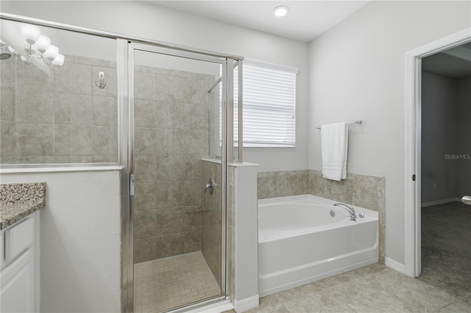 Image 19 of 41 For 5629 50th Terrace