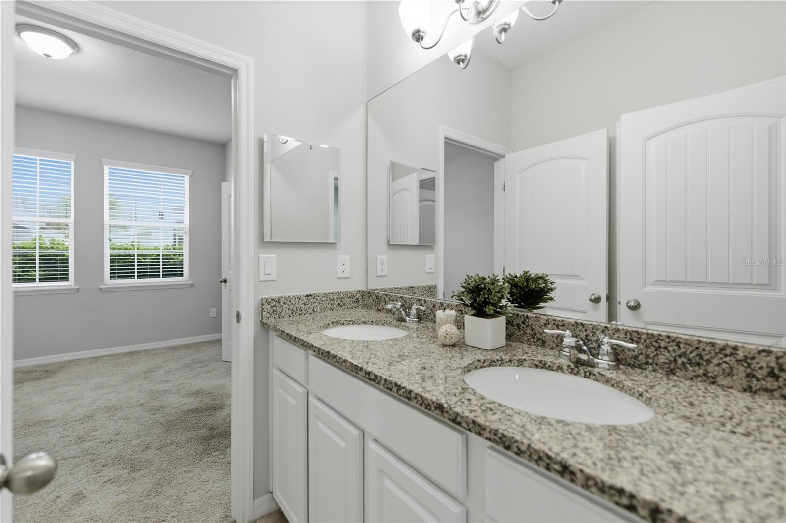 Image 23 of 41 For 5629 50th Terrace