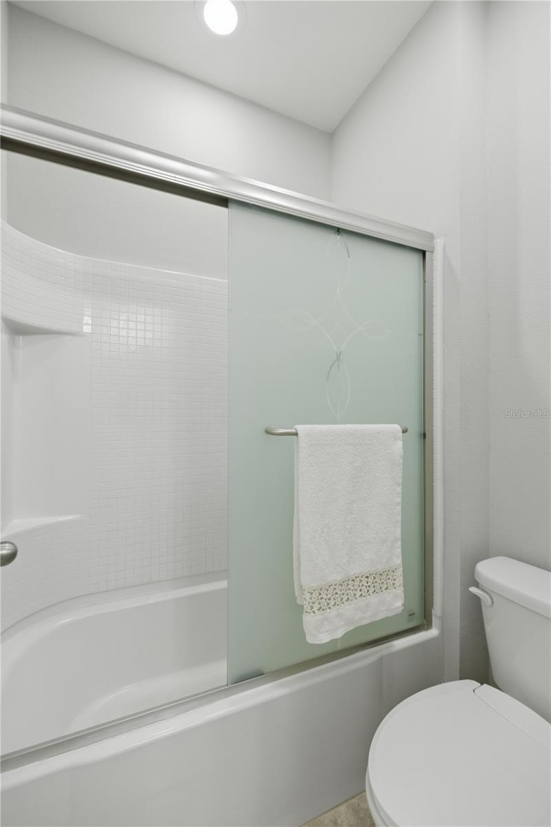 Image 24 of 41 For 5629 50th Terrace