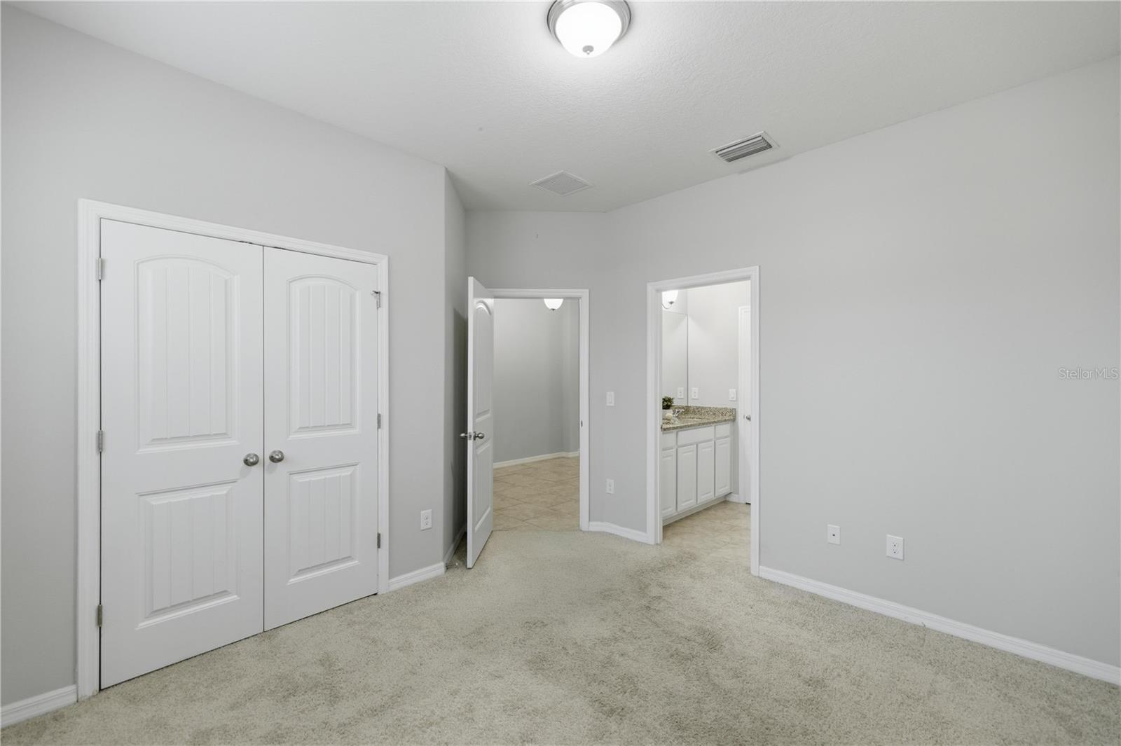 Image 26 of 41 For 5629 50th Terrace