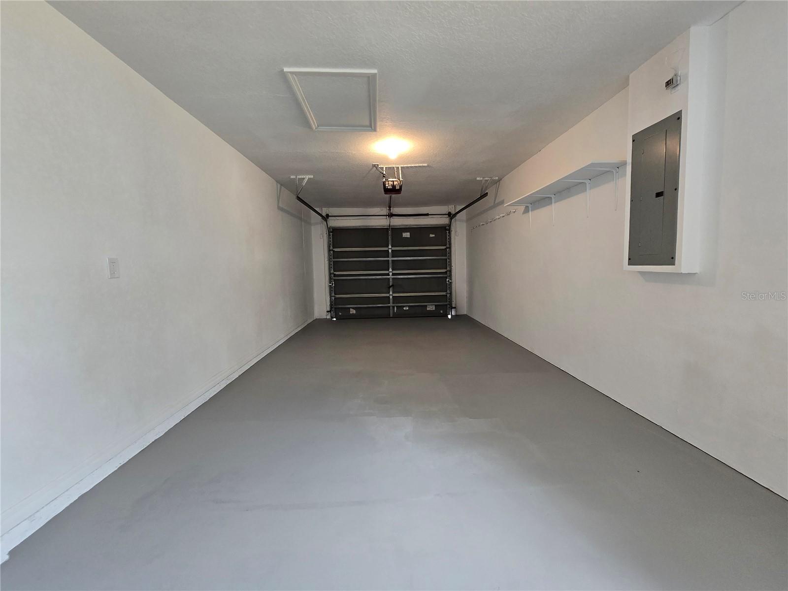 Image 24 of 32 For 6121 103rd Loop