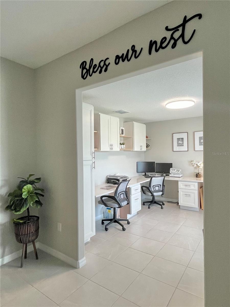 Image 12 of 70 For 5667 92nd Place