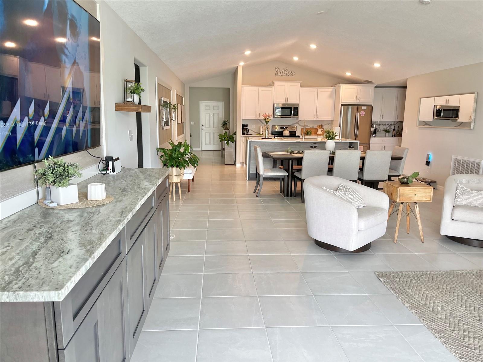 Image 13 of 70 For 5667 92nd Place