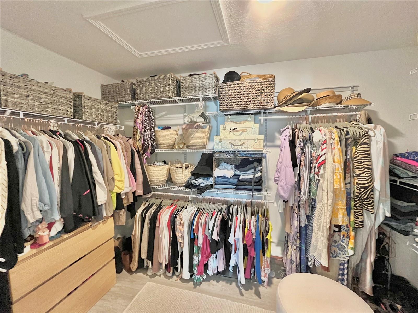 Image 42 of 70 For 5667 92nd Place