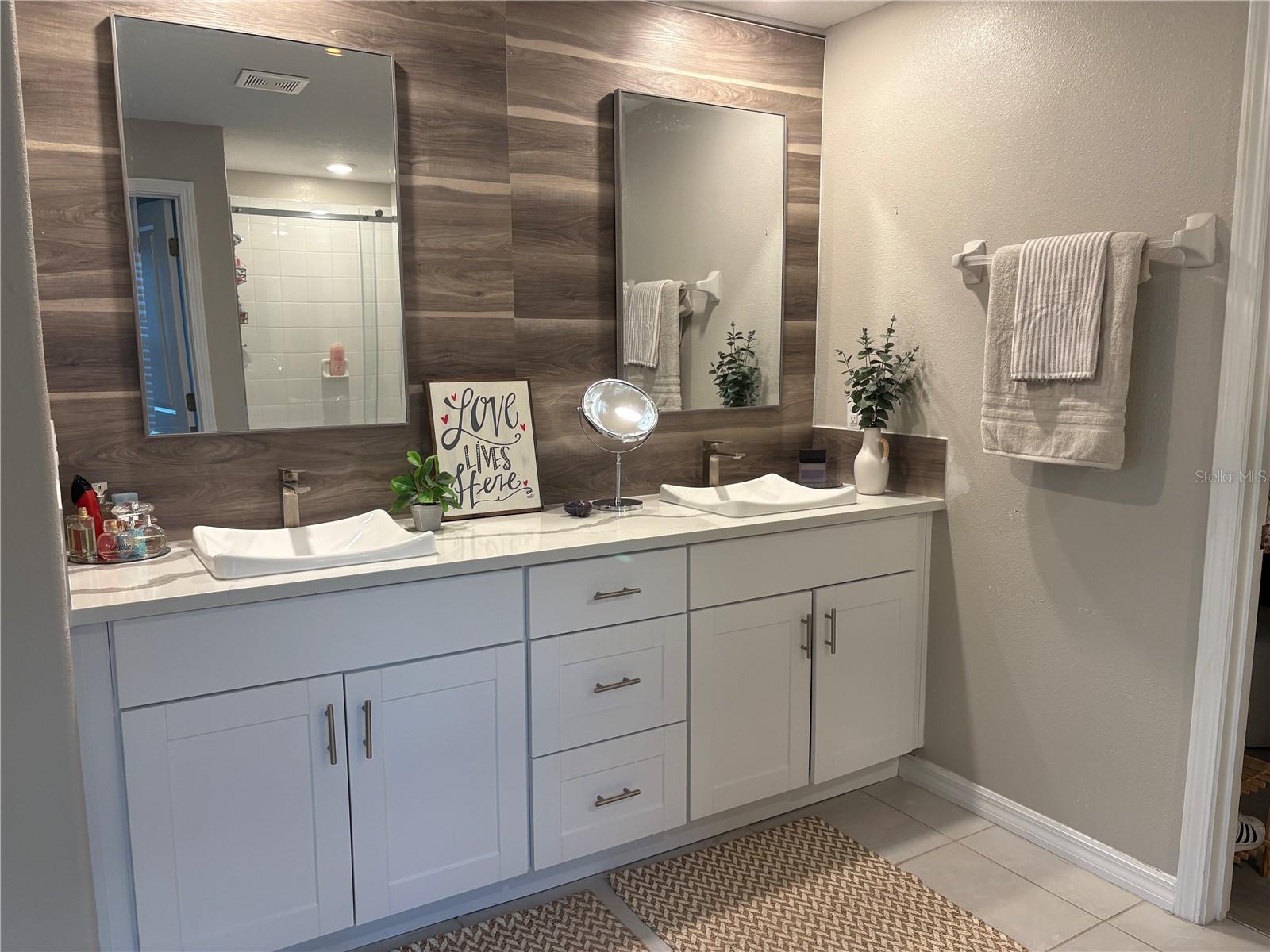 Image 47 of 70 For 5667 92nd Place