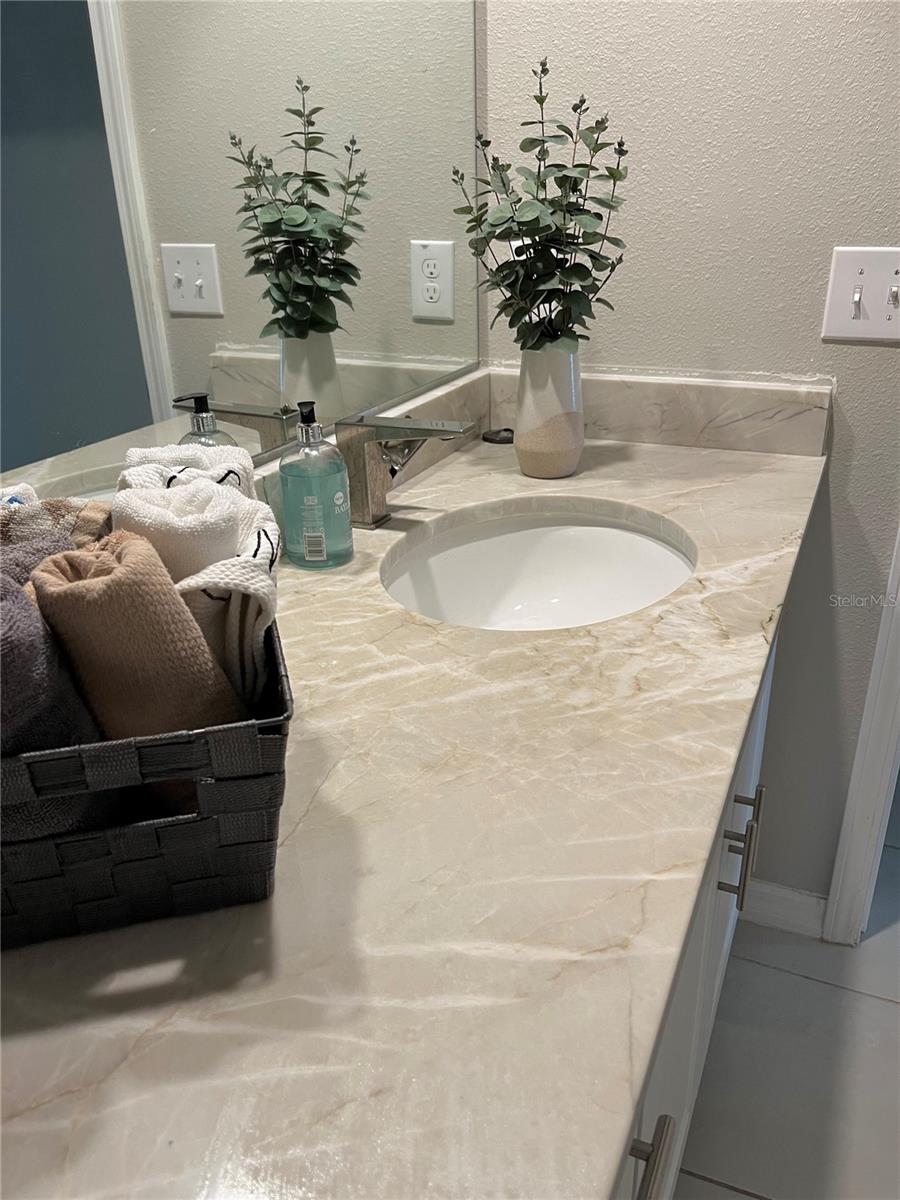 Image 53 of 70 For 5667 92nd Place