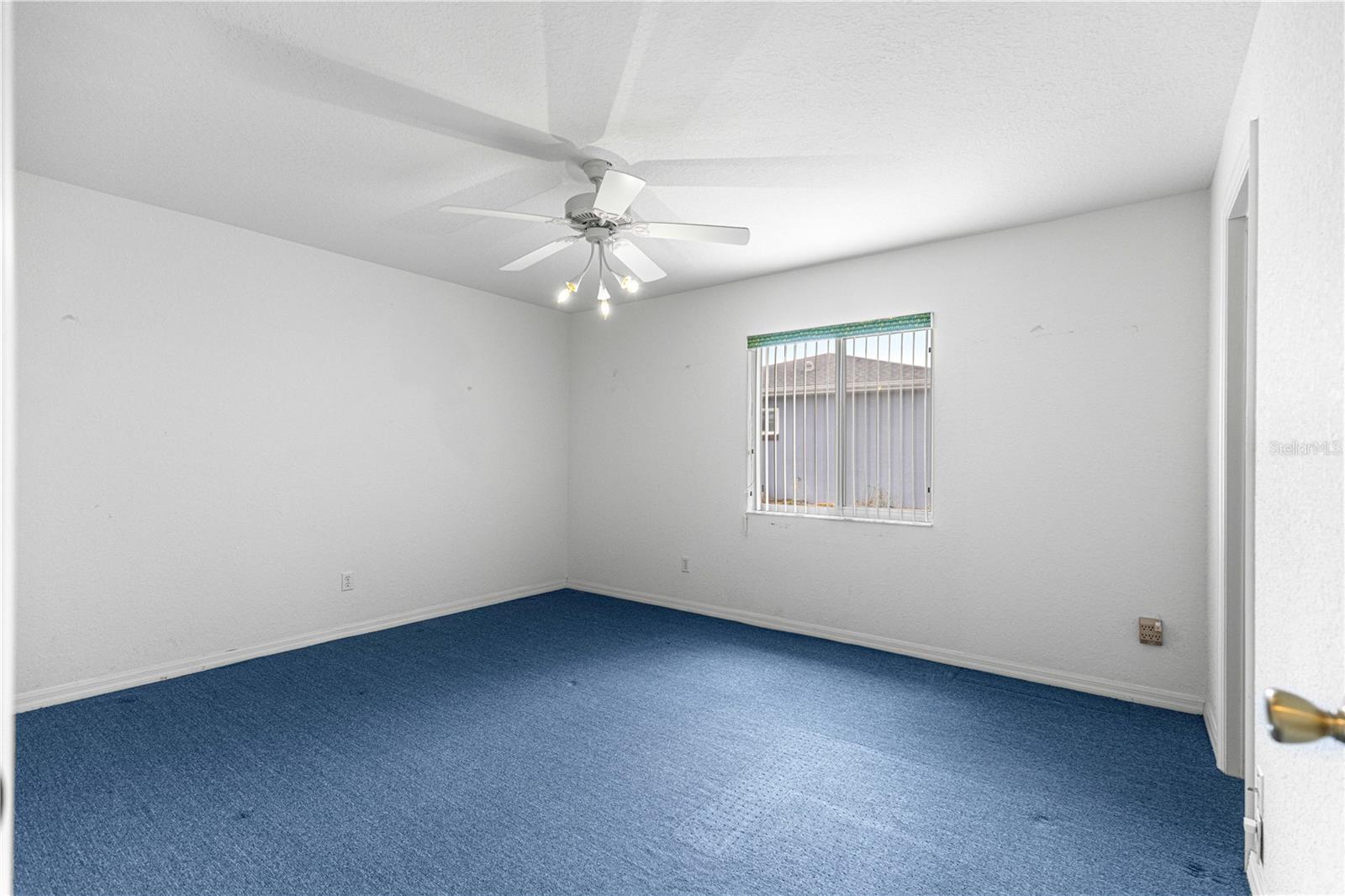 Image 16 of 52 For 9840 63 Court