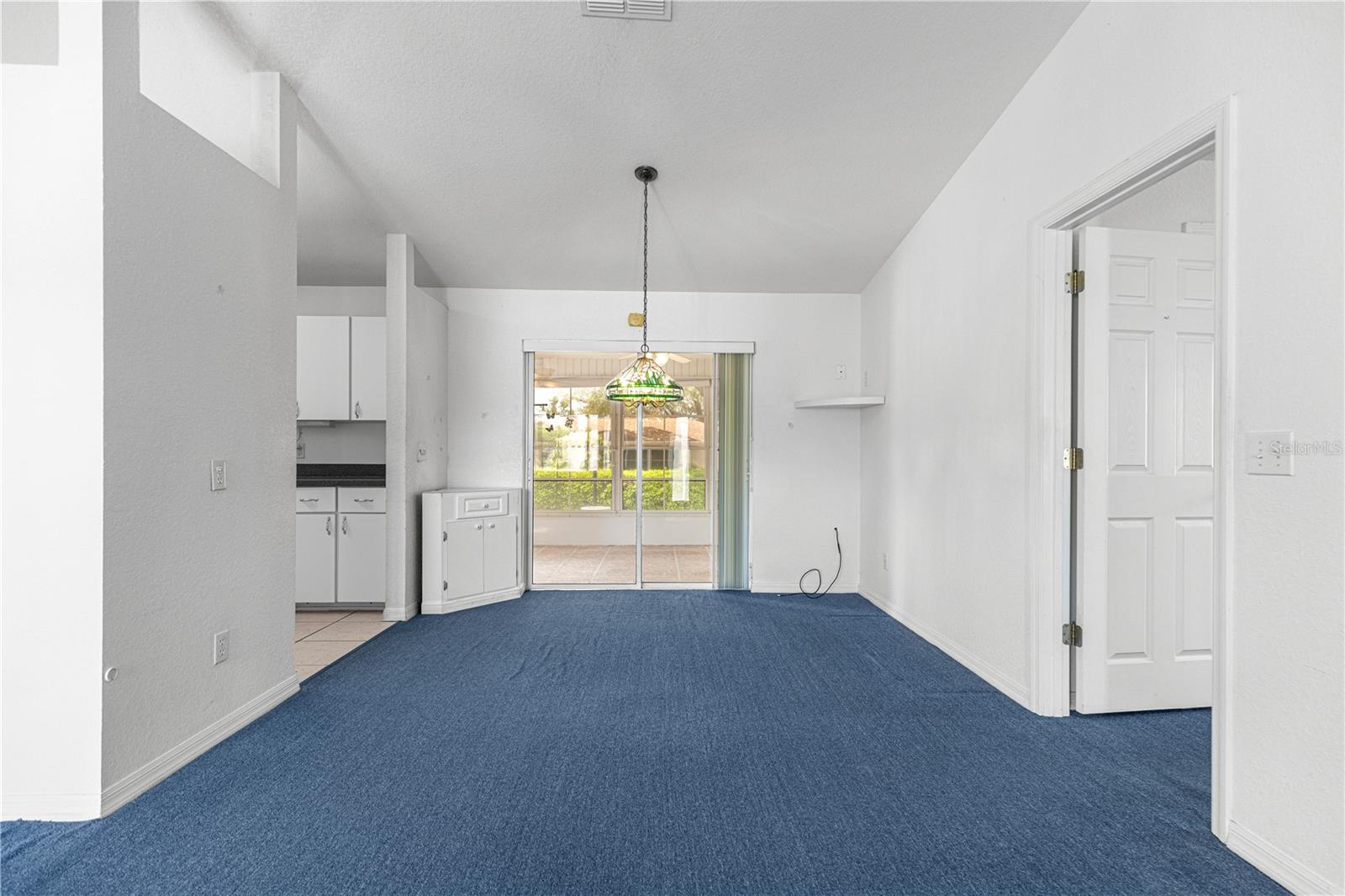 Image 5 of 52 For 9840 63 Court