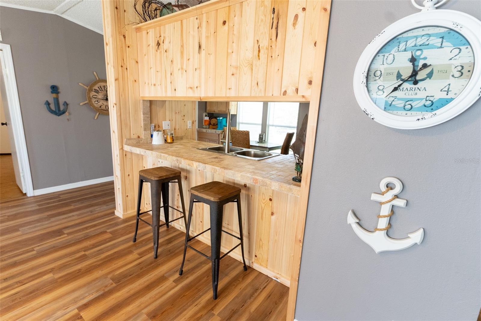 Image 12 of 67 For 24525 189th Street