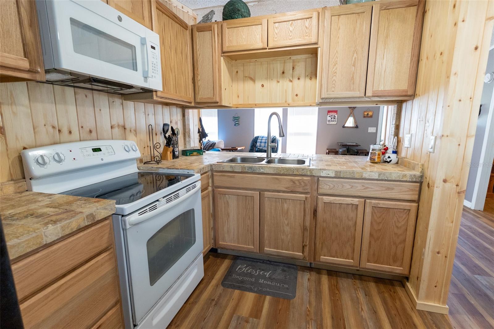 Image 16 of 67 For 24525 189th Street