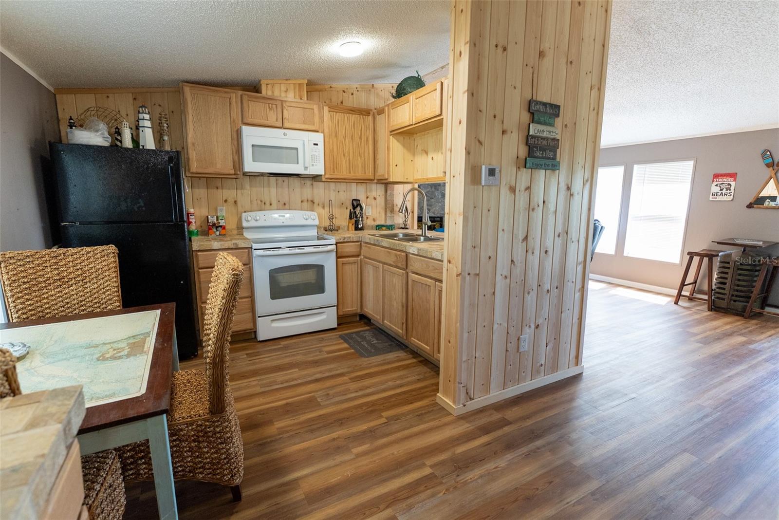 Image 19 of 67 For 24525 189th Street