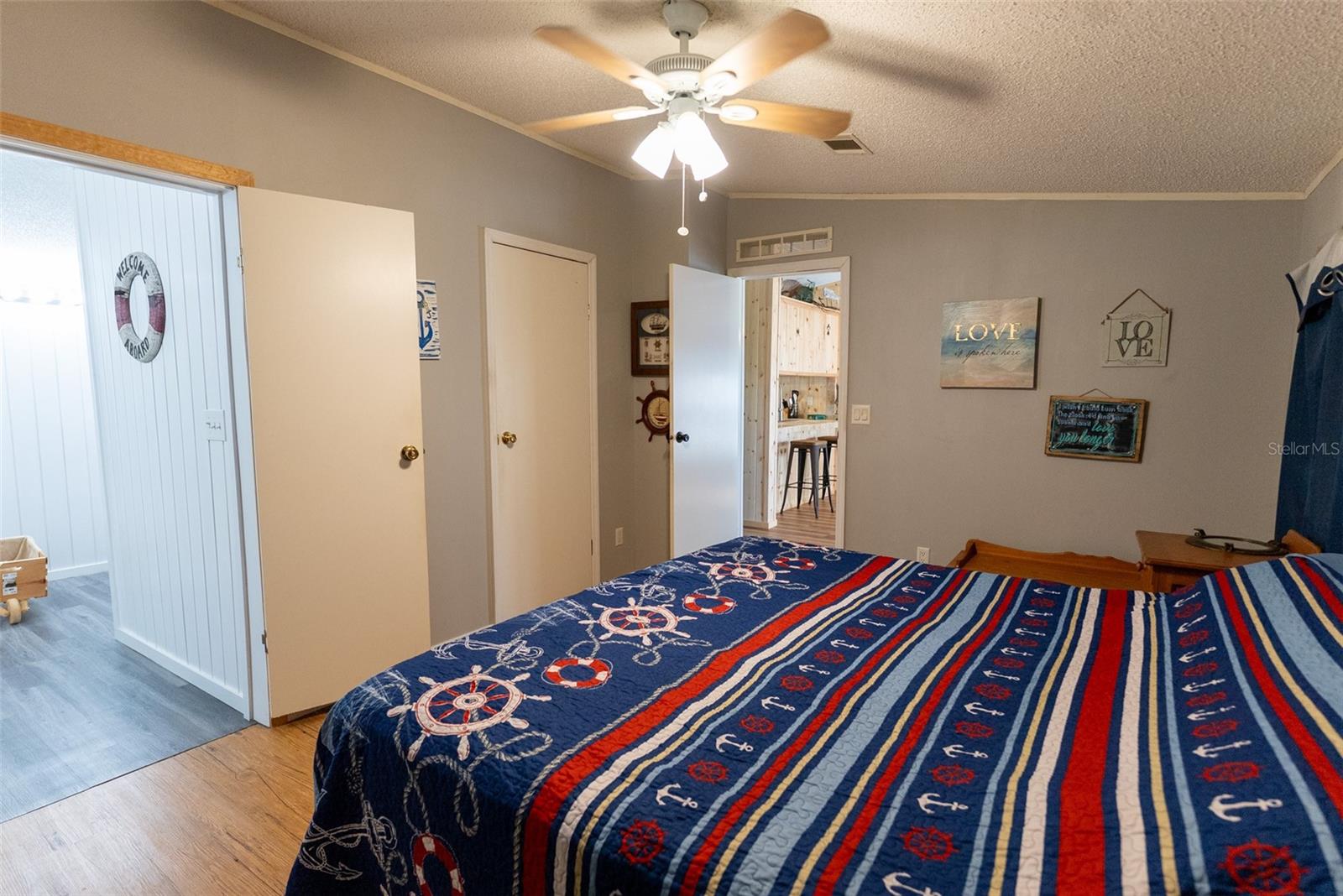 Image 22 of 67 For 24525 189th Street