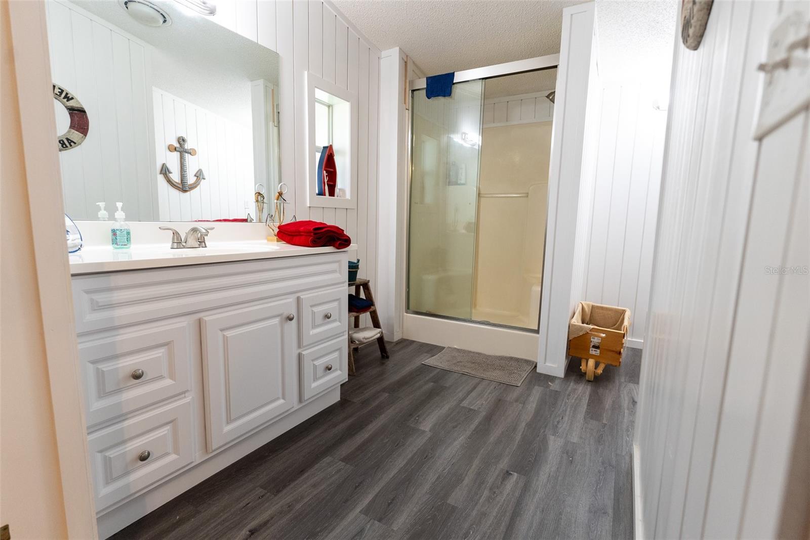 Image 23 of 67 For 24525 189th Street