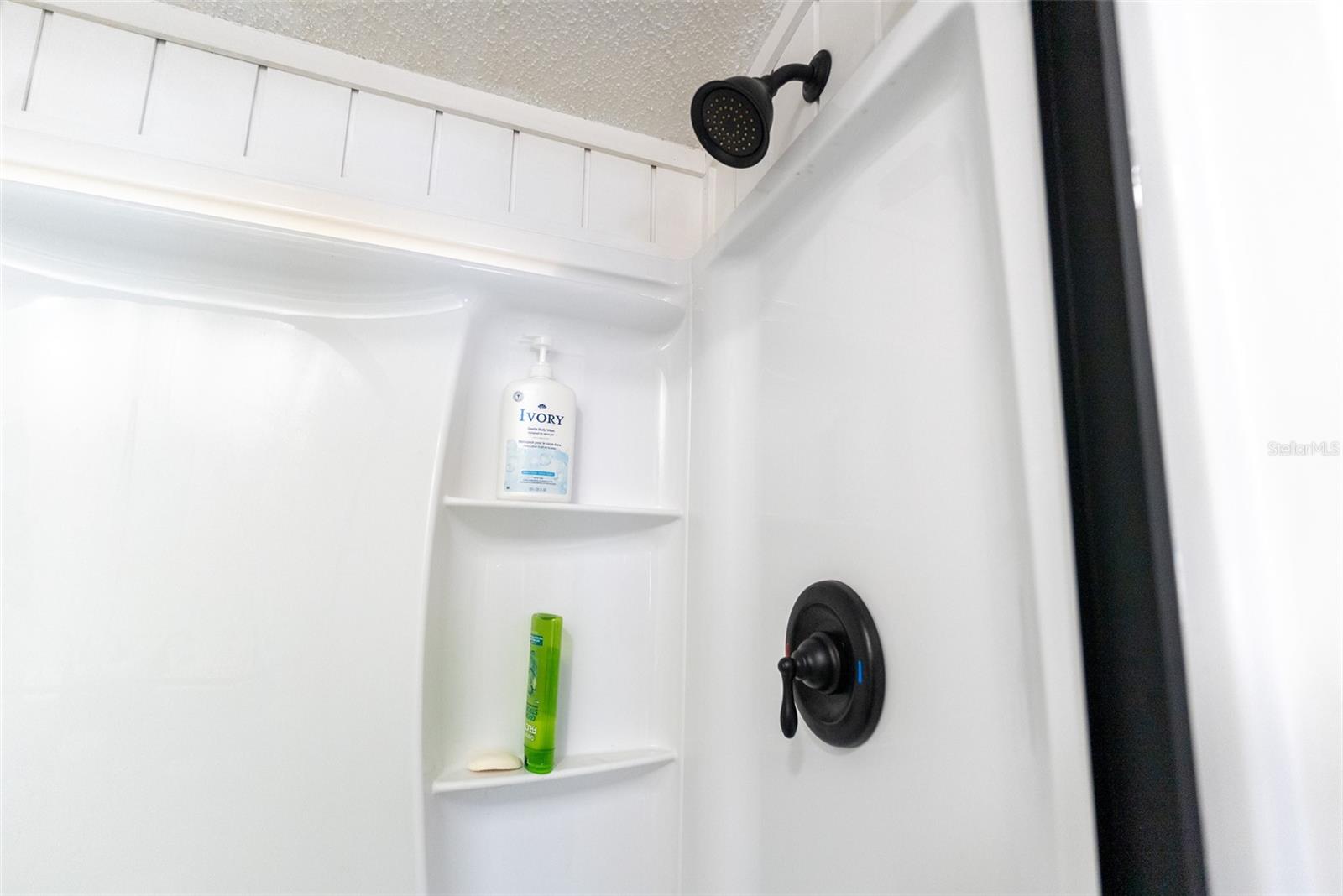 Image 33 of 67 For 24525 189th Street