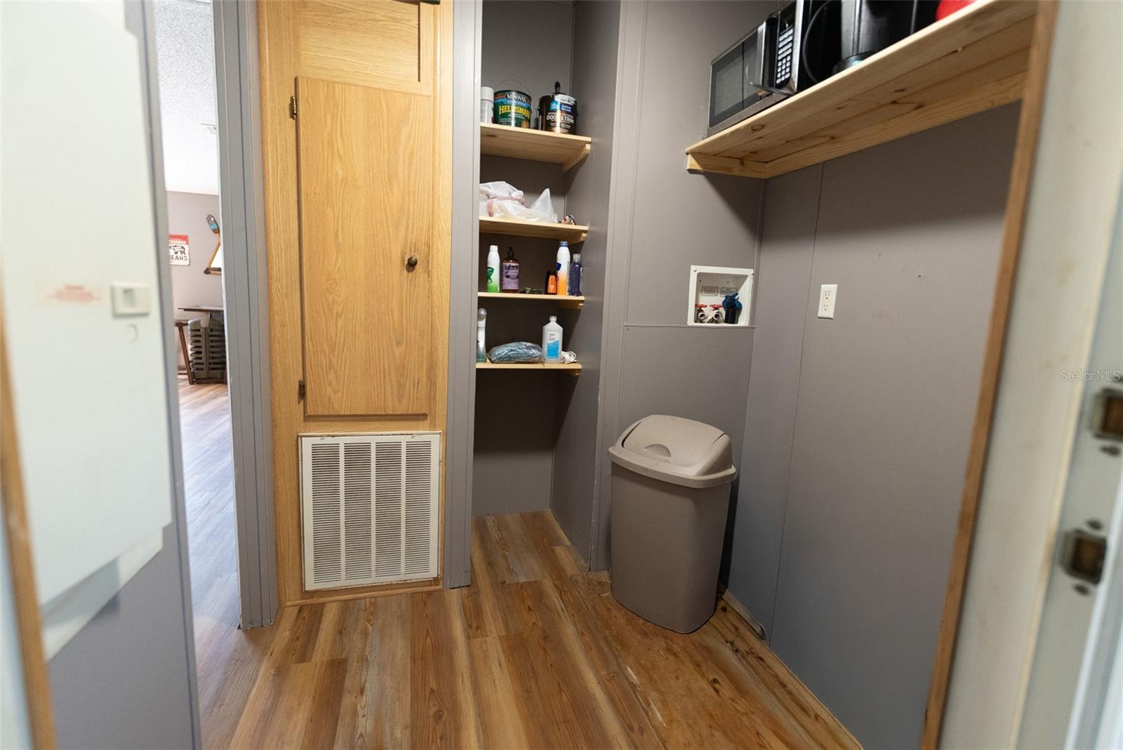 Image 38 of 67 For 24525 189th Street