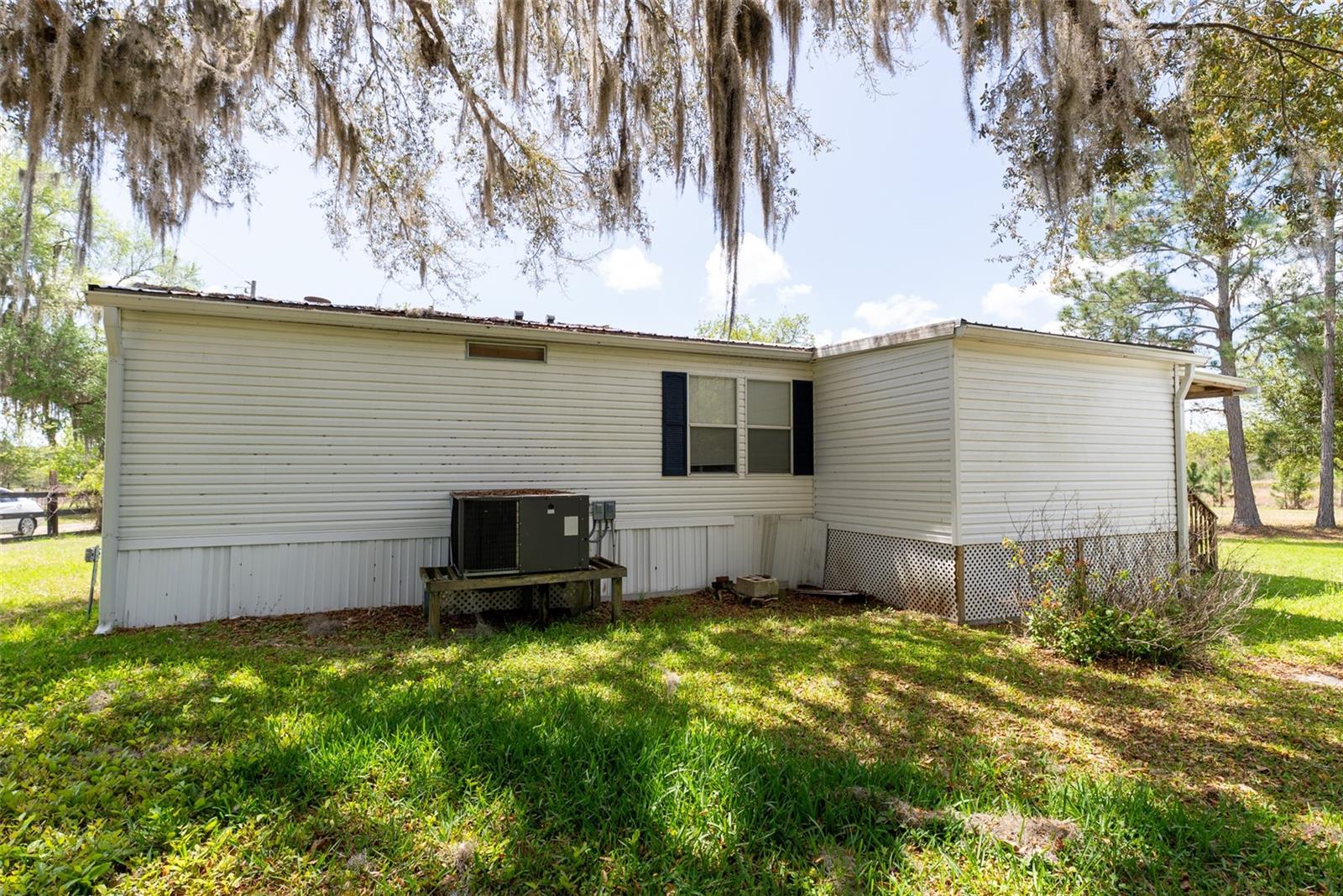 Image 52 of 67 For 24525 189th Street