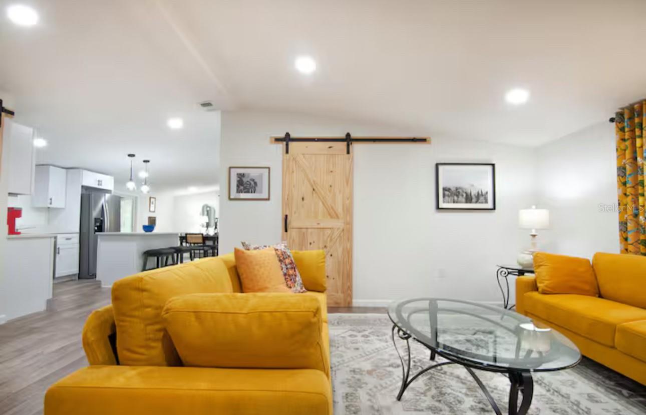 Image 4 of 21 For 1951 119th Court