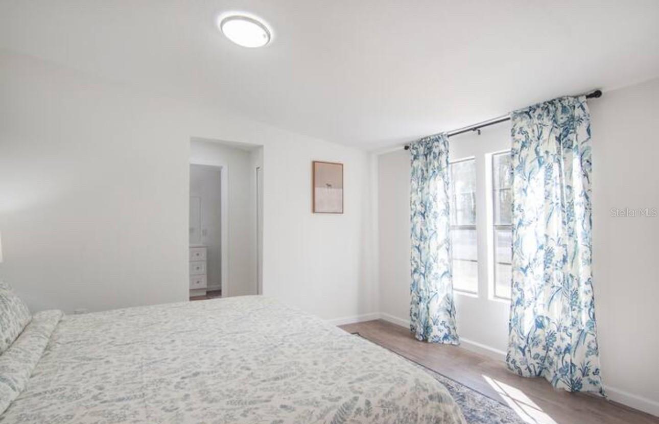 Image 9 of 21 For 1951 119th Court