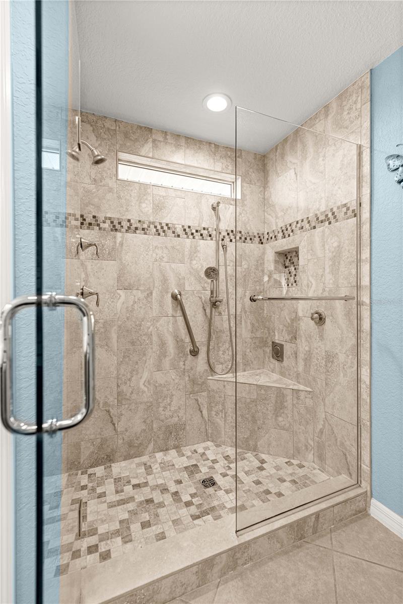 Image 17 of 70 For 13131 91st Court Road