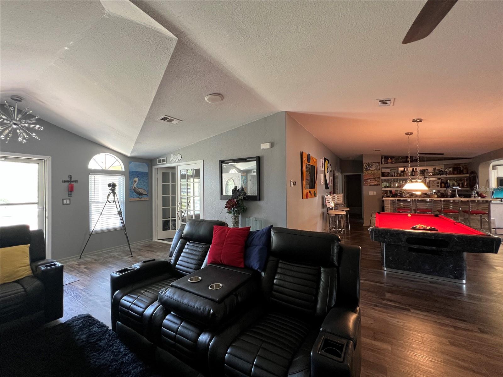 Image 17 of 54 For 5351 121st Terrace