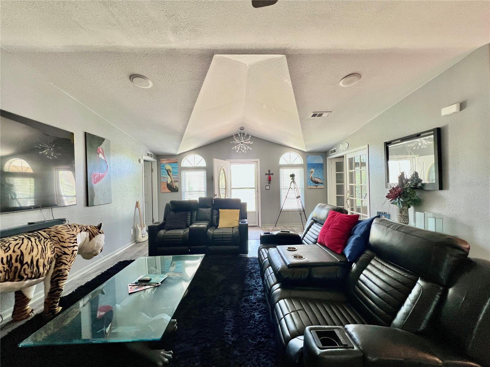 Image 18 of 54 For 5351 121st Terrace