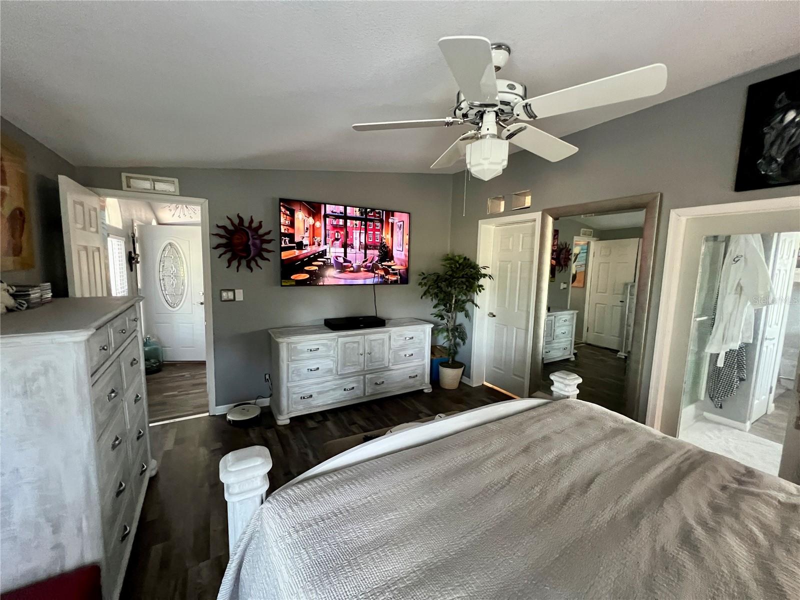 Image 21 of 54 For 5351 121st Terrace