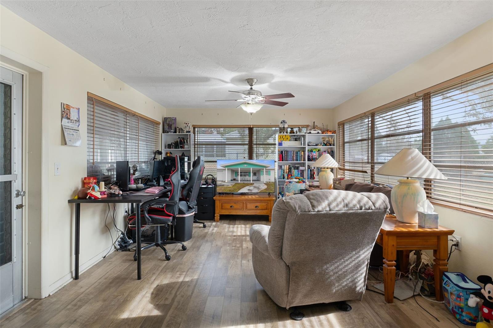 Image 16 of 37 For 83 Harrison Street