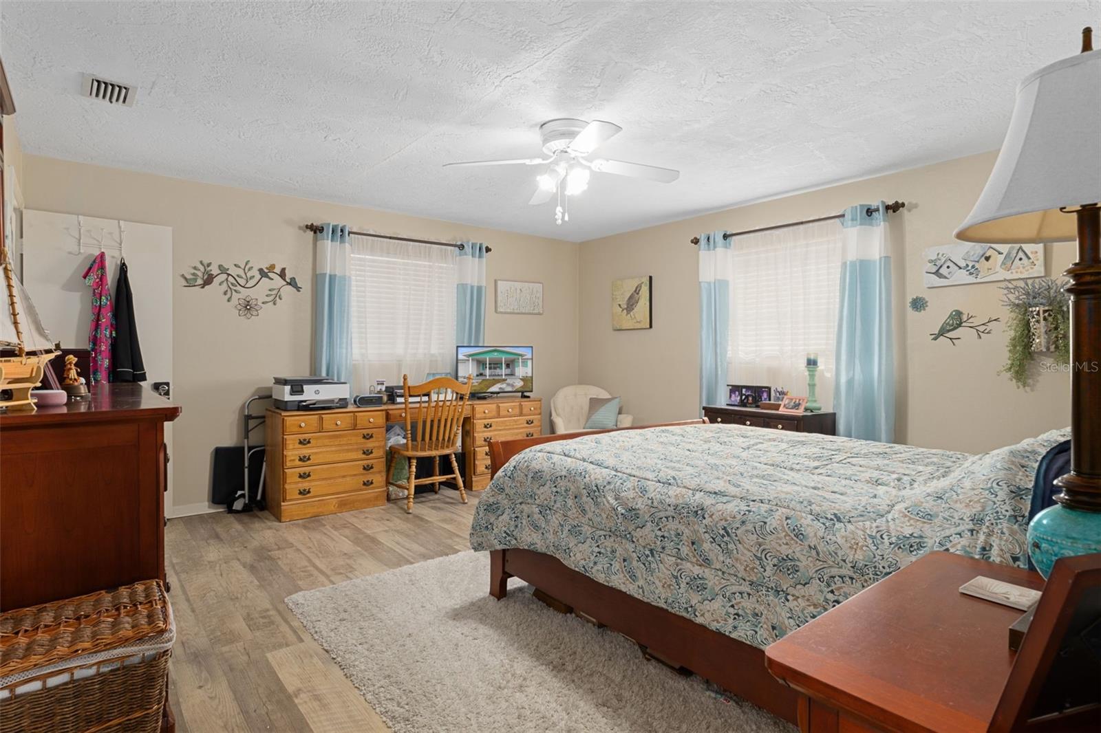 Image 19 of 37 For 83 Harrison Street