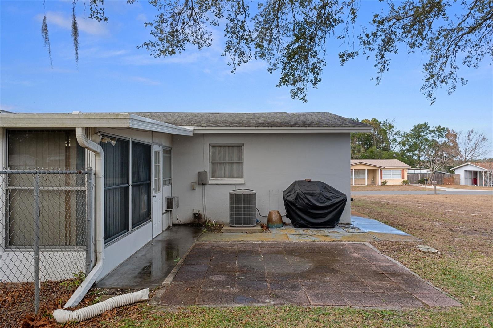 Image 33 of 37 For 83 Harrison Street