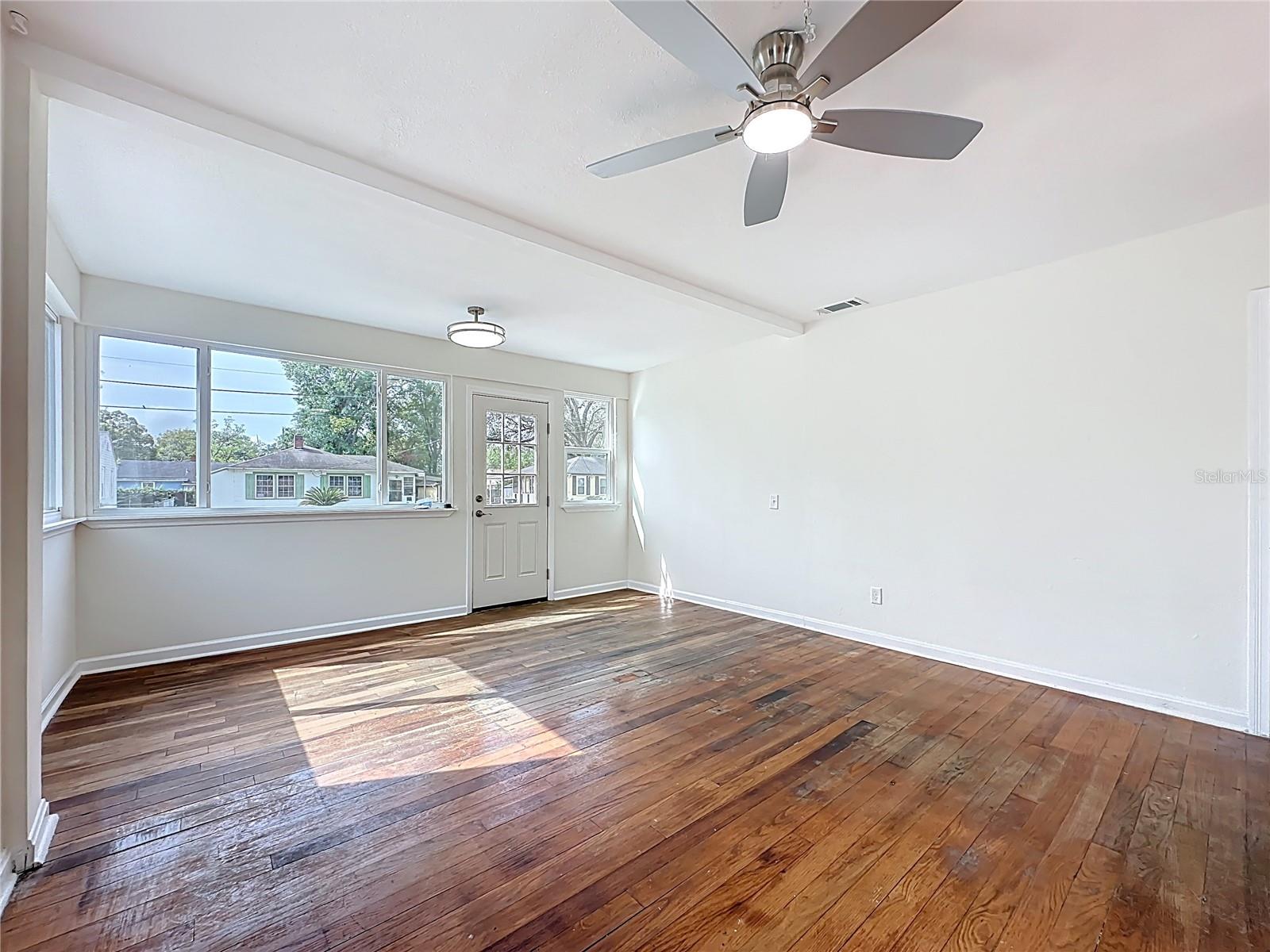 Image 11 of 41 For 3347 Sylvia Street