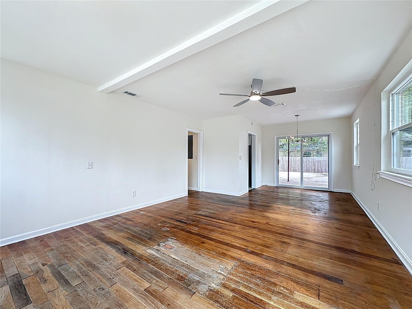 Image 13 of 41 For 3347 Sylvia Street