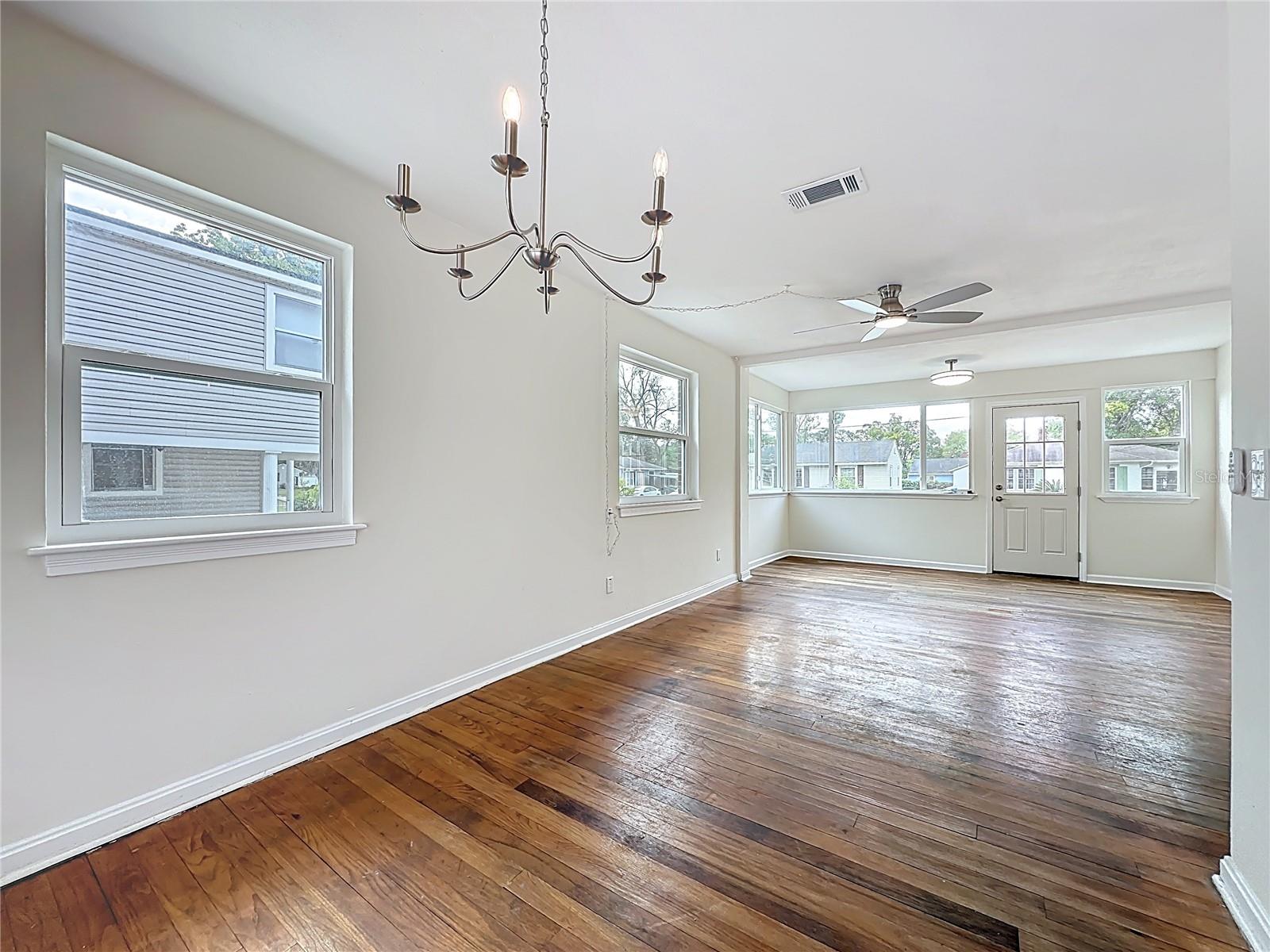 Image 16 of 41 For 3347 Sylvia Street