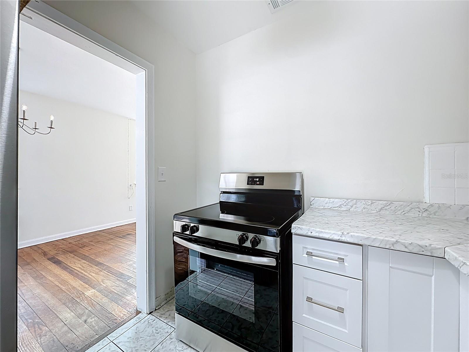 Image 18 of 41 For 3347 Sylvia Street