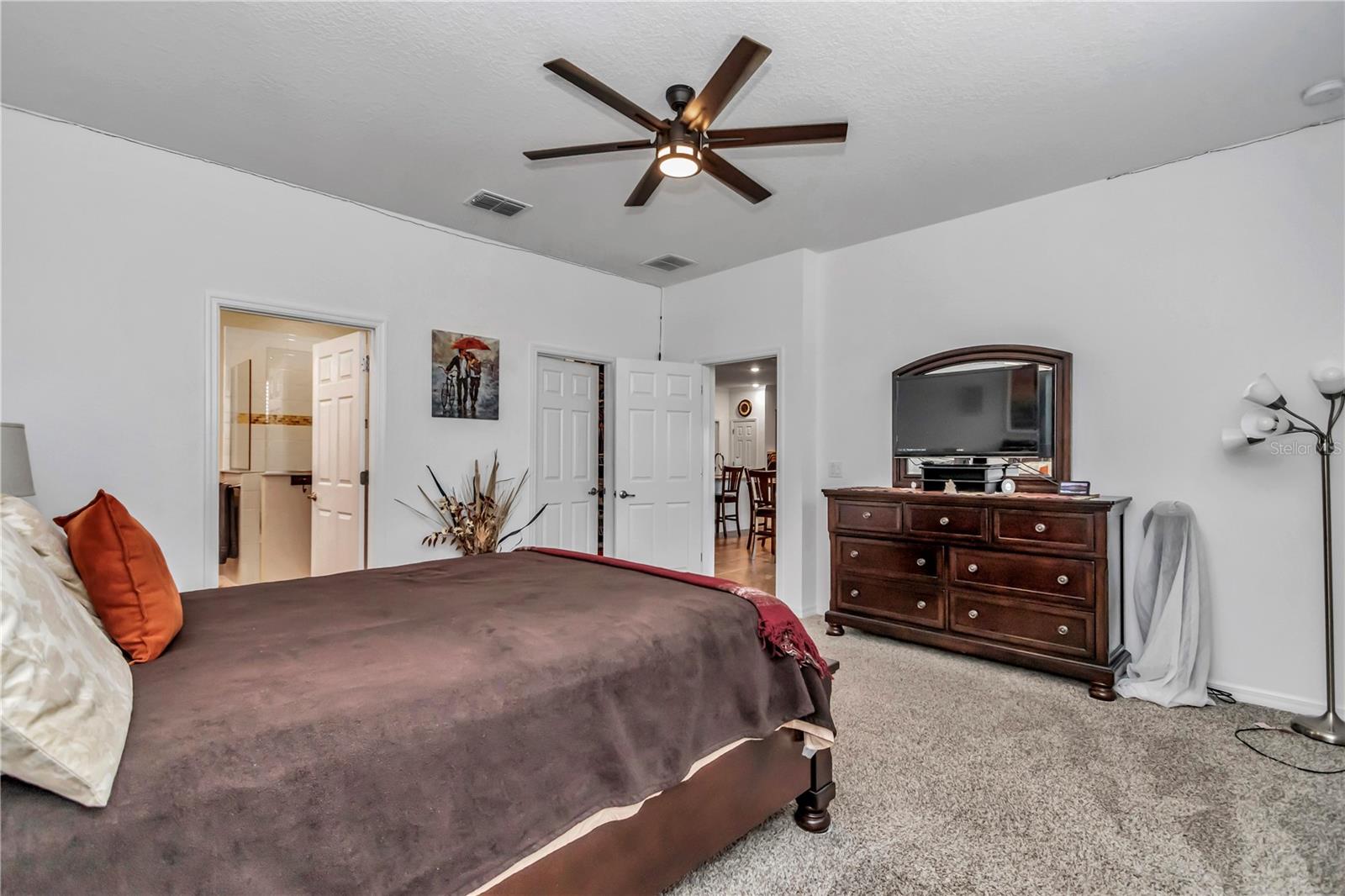 Image 26 of 36 For 10019 96th Street