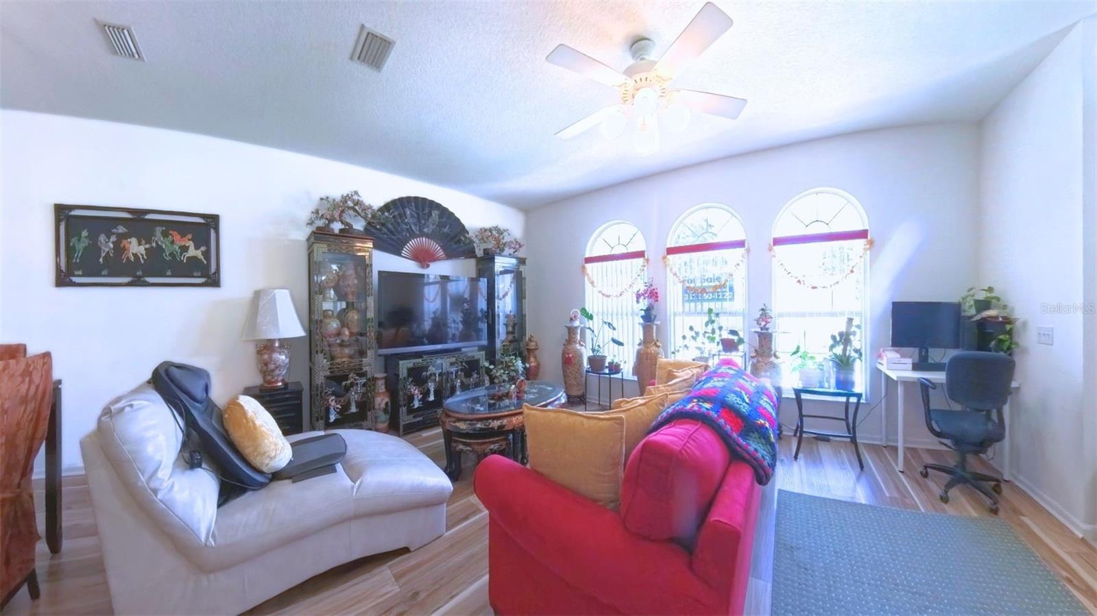 Image 9 of 48 For 5340 26th Lane